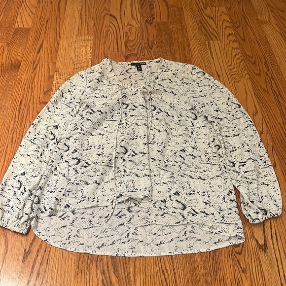 Aqua Woman’s Printed Top Size XS - Picture 1 of 4